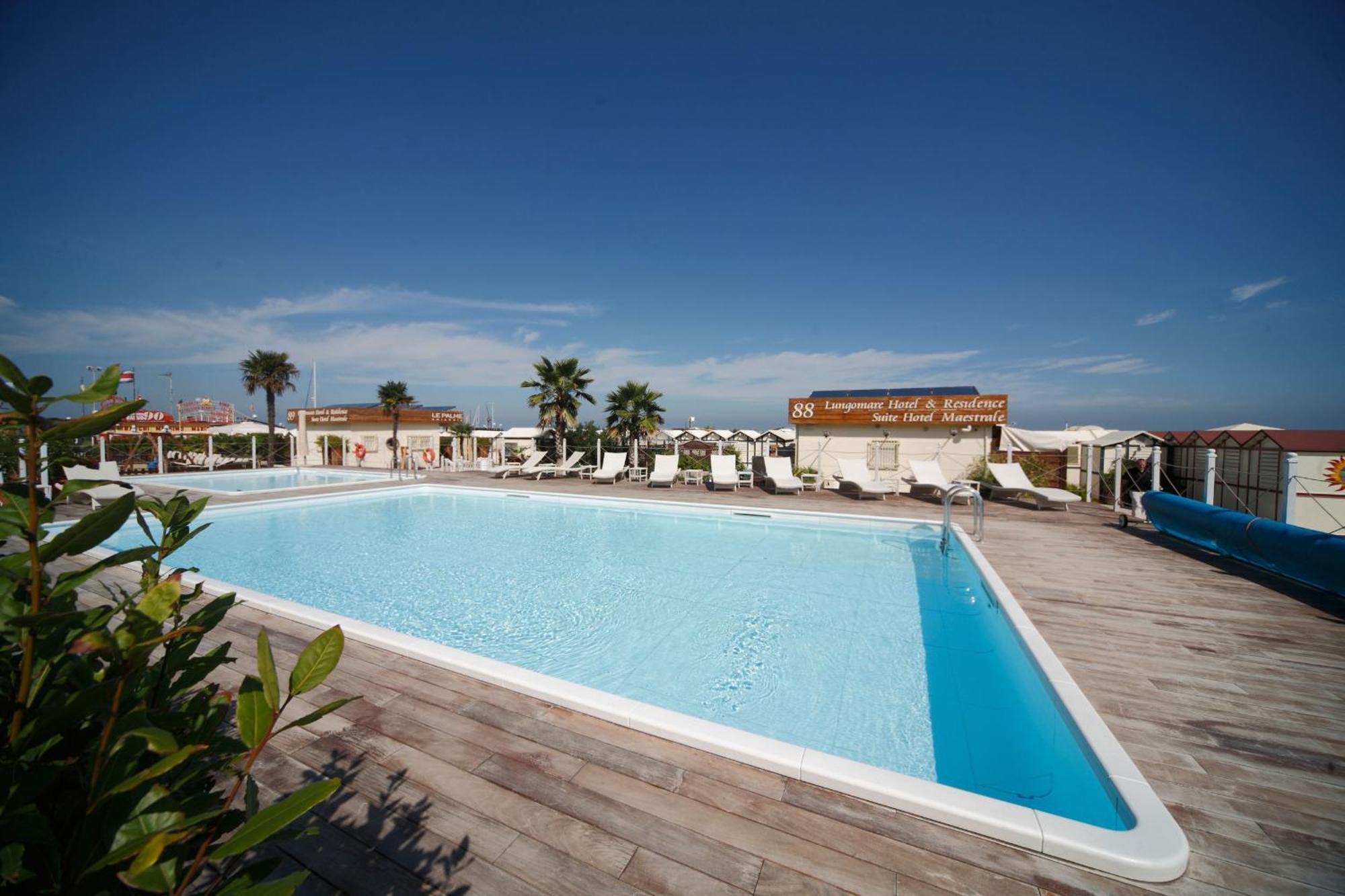 Hotel Maestrale Riccione Exterior foto
